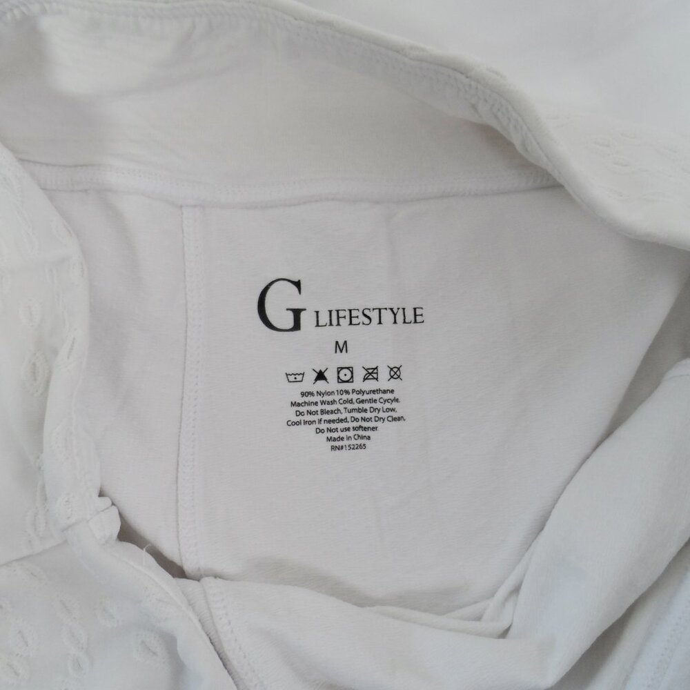 G Lifestyle  Skort White w/ Pleated Ruffle Hem Eyelet Sz Med - Picture 3 of 5